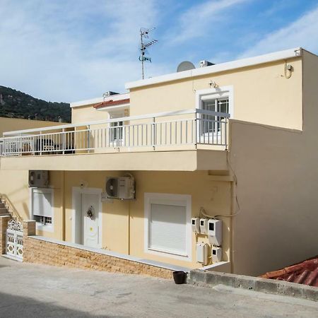 Casa Jokaste Lägenhet Karpathos Exteriör bild